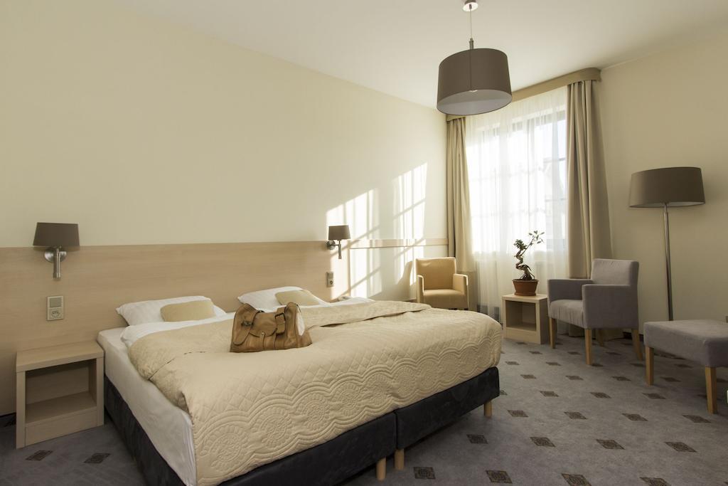 Hotel Notabene Świdnik 部屋 写真