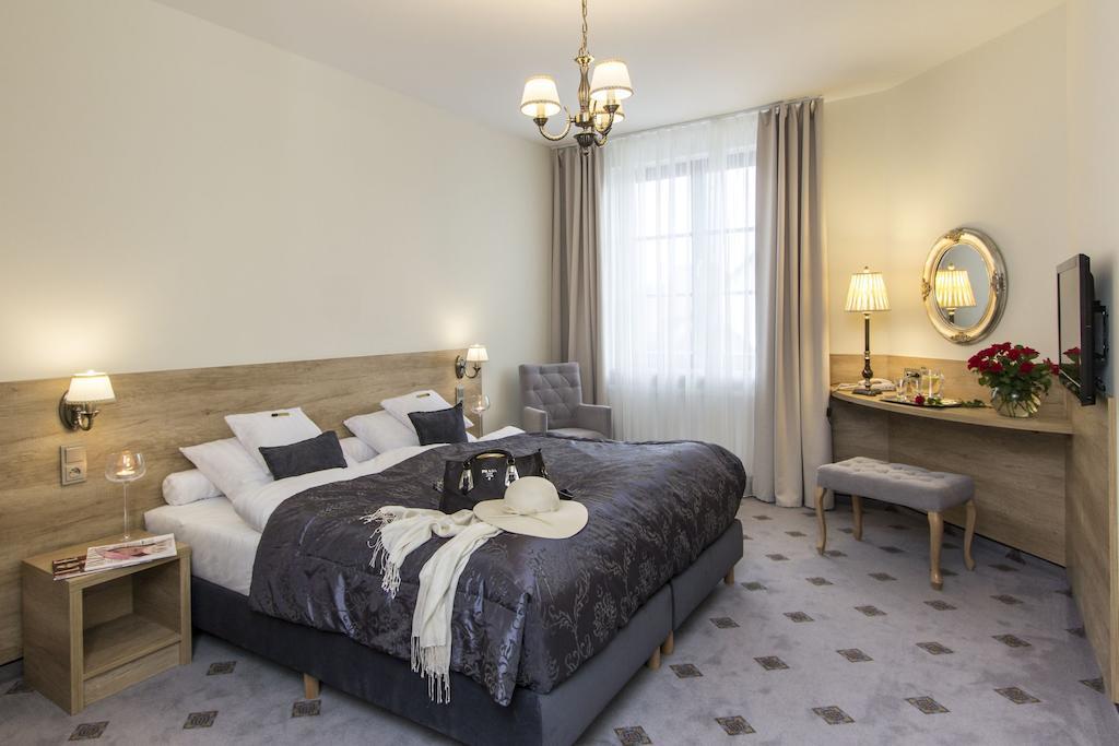 Hotel Notabene Świdnik 部屋 写真